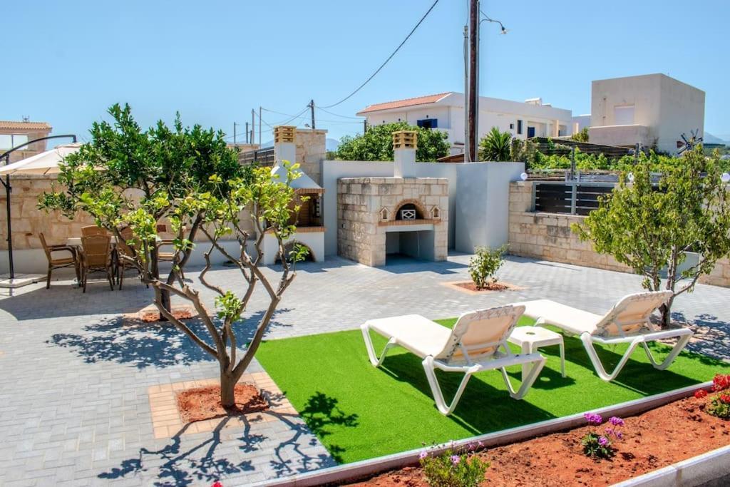 Md Residence Near The Beach W Bbq And Private Parking Hersonissos  Exteriör bild