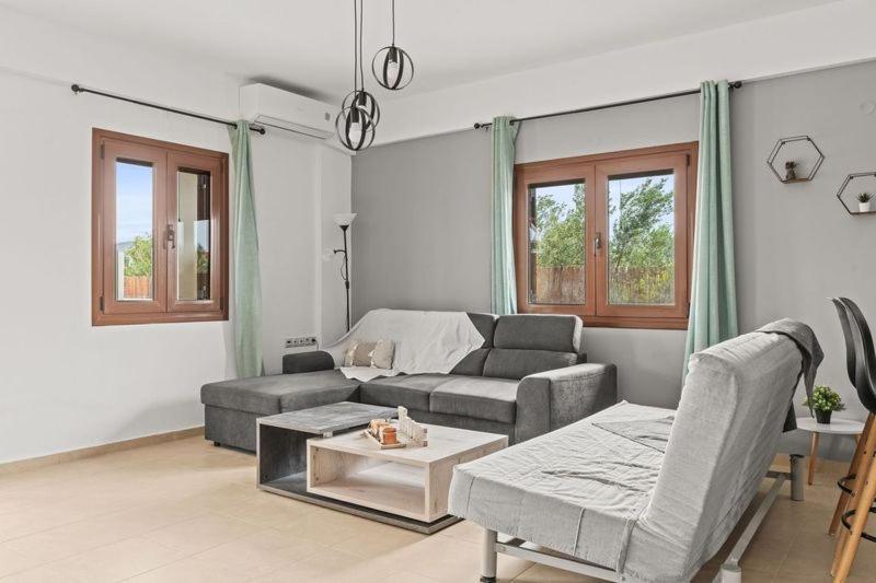 Md Residence Near The Beach W Bbq And Private Parking Hersonissos  Exteriör bild
